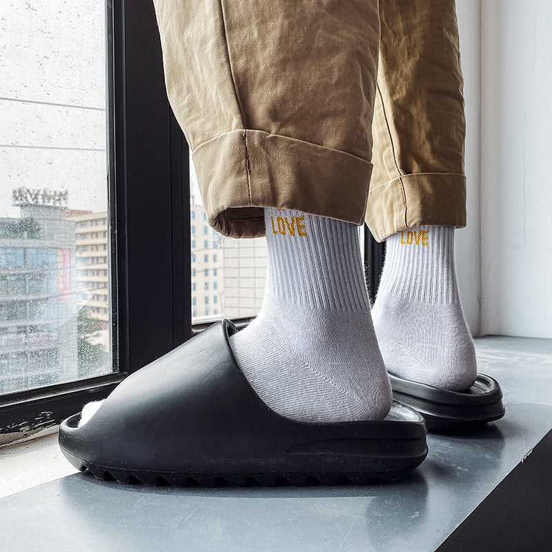Comfortable Men's Slippers for Outdoor Casual Fashion
